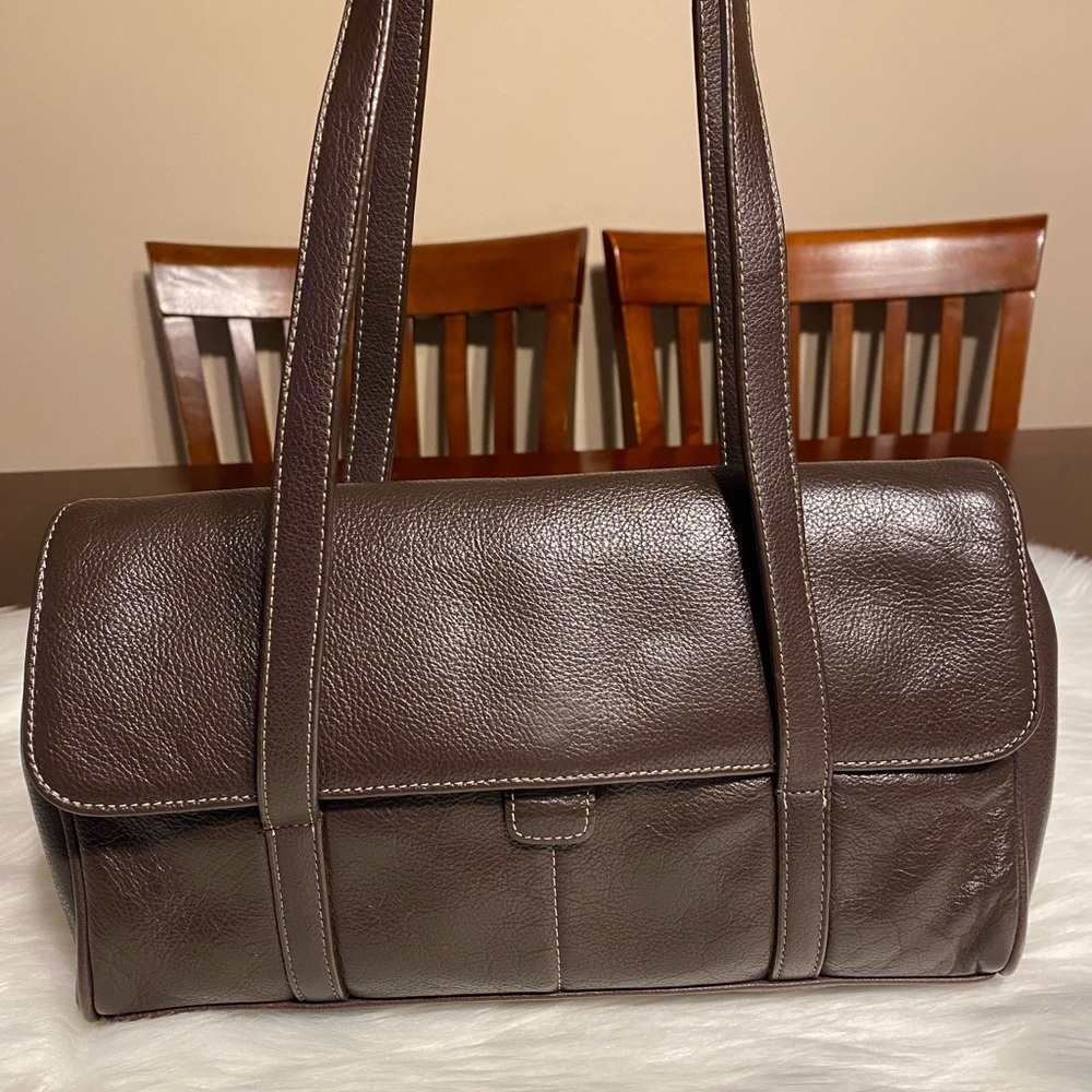 Aurielle Women’s Dark Brown Leather Shoulder Handbag